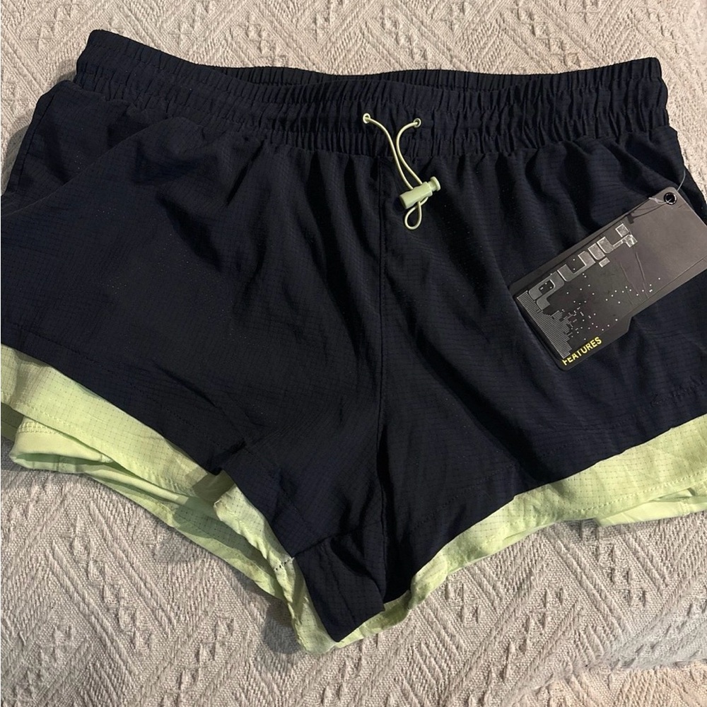 Women’s HIND Two-Tone Running Shorts